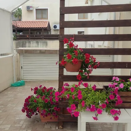 Estian Apartment *